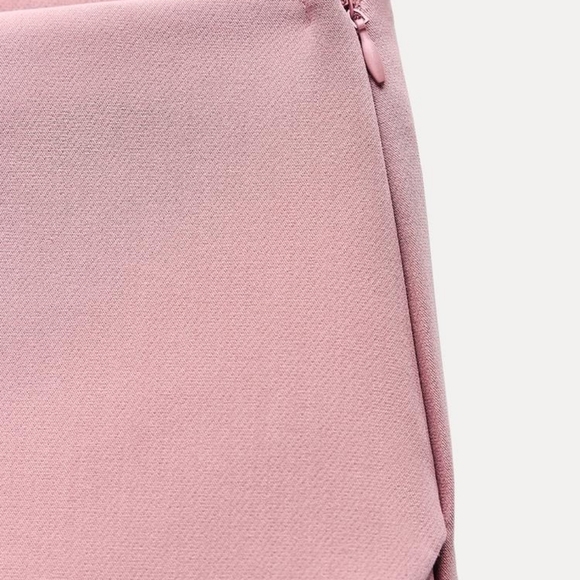 Zara Pink Shorts - Picture 3 of 4